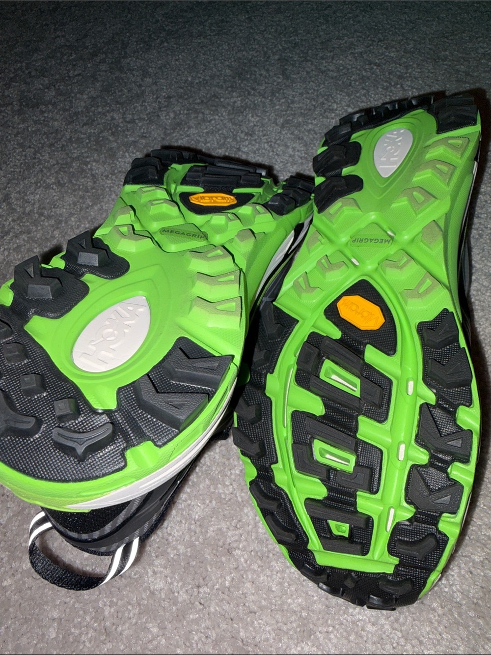 Hoka One One Men’s Gray and Neon Green Trail Running Shoes. Like brand new - Picture 4 of 5